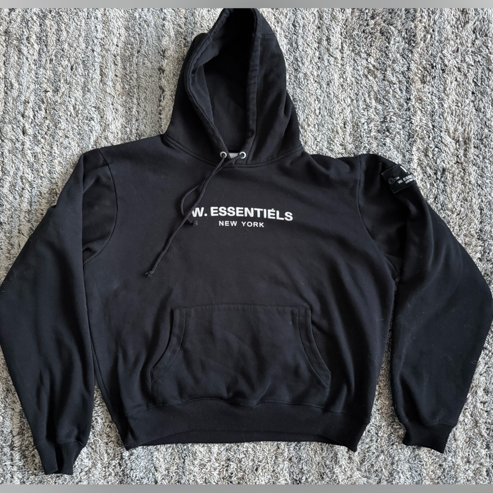 W.Essentiels Le Plissement Oversize Hoodie - Noir Black - New York Edition L